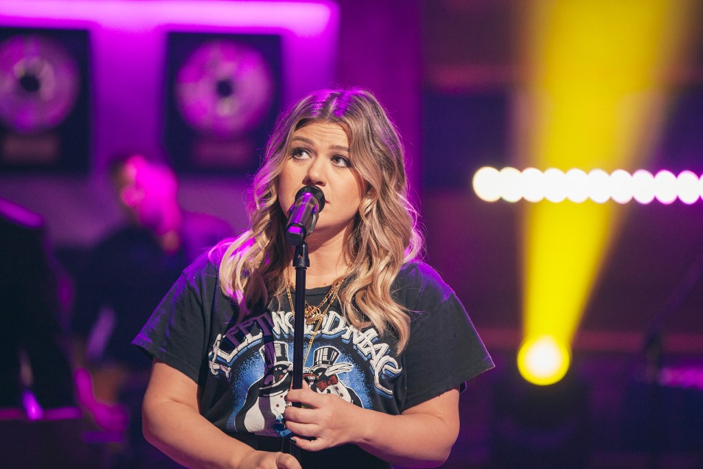 Kelly Clarkson's 20 Best Kellyoke Covers