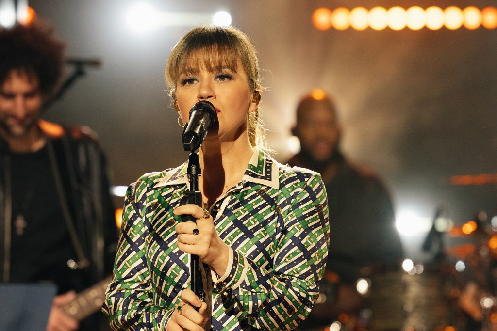 Kelly Clarkson's 20 Best Kellyoke Covers