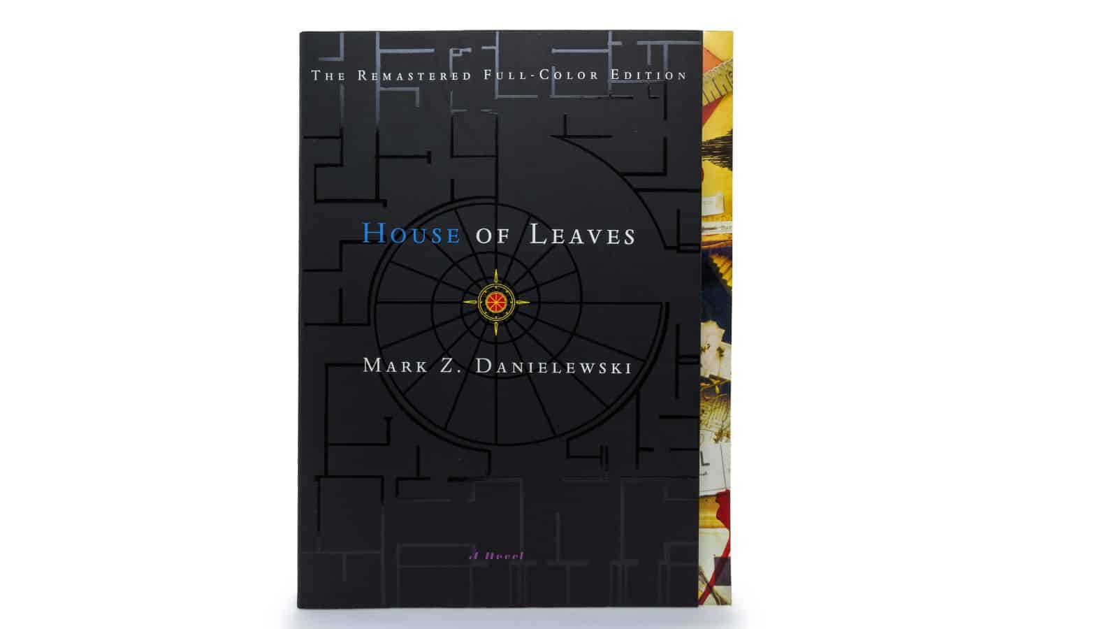 <p>Explore the complex depths of Danielewski’s imagination, where graphical devices, connections, and links interact to form a truly fascinating book to read. The genre-bending look into insanity, obsession, and the boundaries of the story in “House of Leaves”.</p>