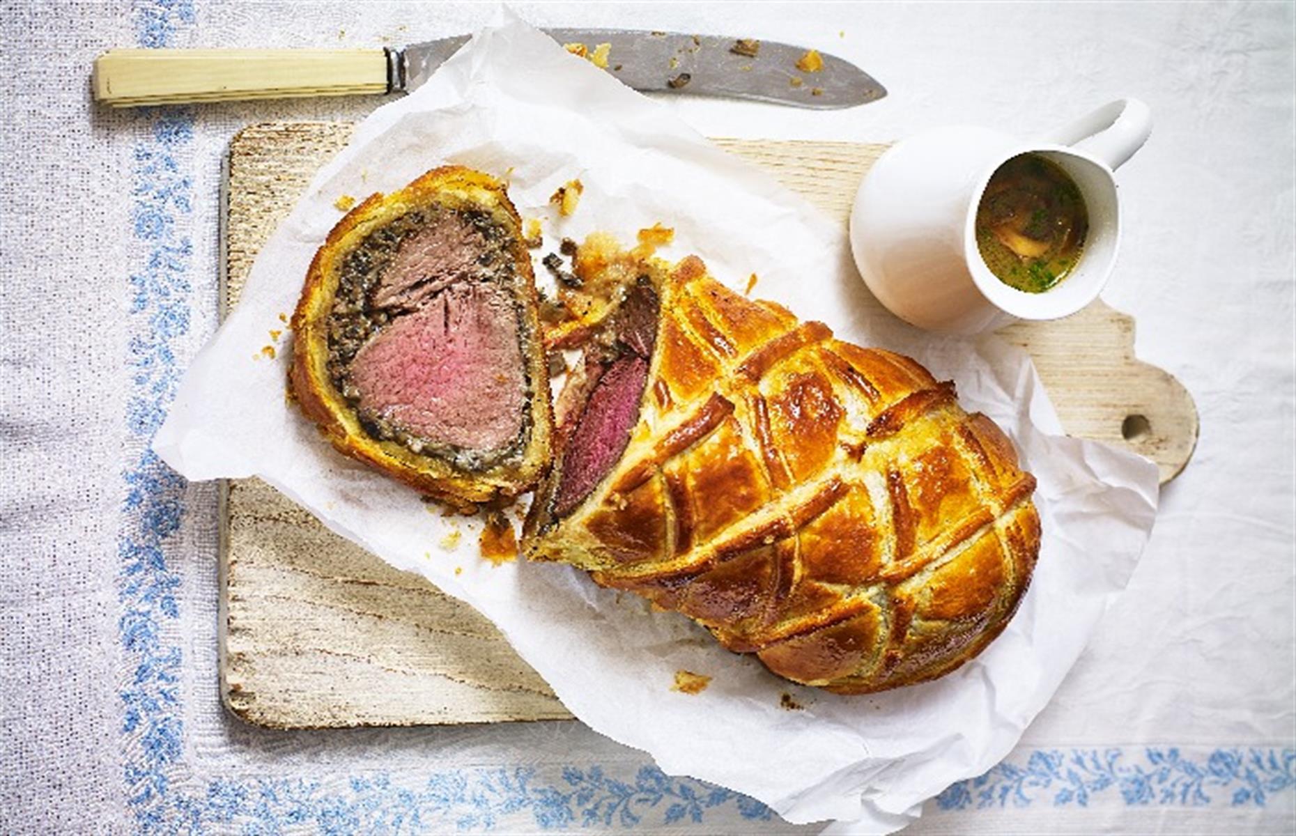 38 Totally Delicious Roast Dinner Recipes