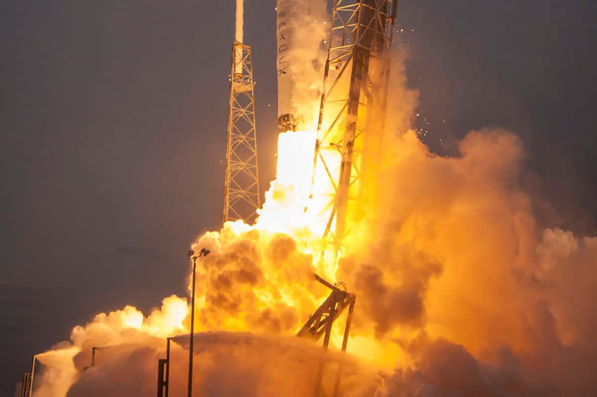 <p>In 2015 the Falcon 9 exploded due to a faulty strut that was holding a helium tank. With a bottle of helium loose and flying to the booster’s upper-stage liquid-oxygen tank the rocket became over pressurized and it burst. The struts holding down the tanks can usually withstand 10,000 lbs (4,500 kg) of force and are two-feet long, supplied by an outside supplier. With a strut breaking, though, the company might want to look into a new supplier…</p>