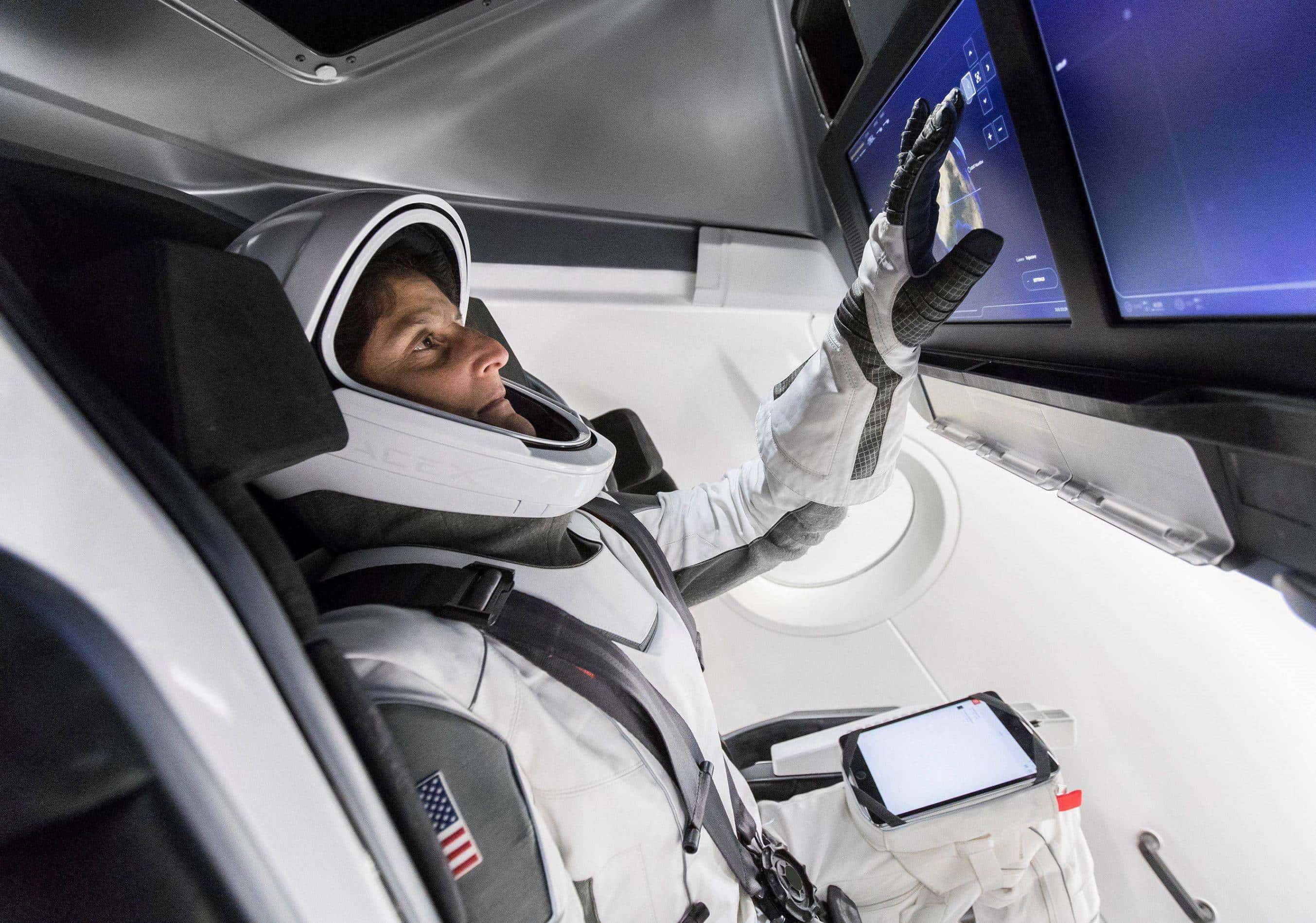 <p>The Crew Dragon spacecraft has a temperature system, so the astronauts can set their thermostat anywhere between 65° F (18° C) and a balmy 80° F (26° C).</p>