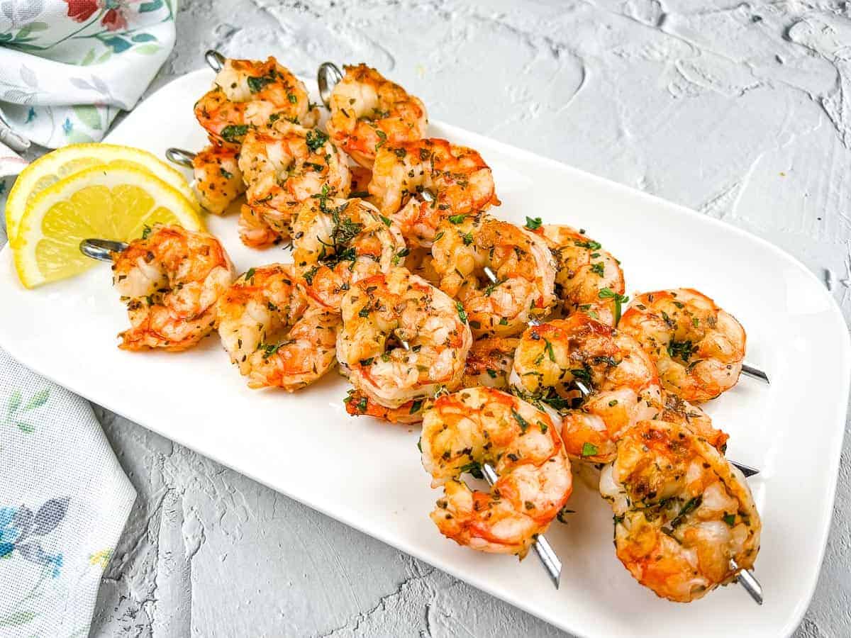 <p>Summertime vibes can be enjoyed any night with Mediterranean Grilled Shrimp, done before you lose your appetite. They bring together the freshness of the sea and the zest of the coast, all in a dinner that’s on your table posthaste. It’s an oceanic feast that’s swift and simple.<br><strong>Get the Recipe: </strong><a href="https://grillwhatyoulove.com/mediterranean-grilled-shrimp/?utm_source=msn&utm_medium=page&utm_campaign=msn">Mediterranean Grilled Shrimp</a></p> <p>The post <a href="https://allthebestspots.com/dont-take-all-night-to-cook/">17 Dinner Ideas That Don’t Take All Night To Cook</a> appeared first on <a href="https://allthebestspots.com">All the Best Spots</a>.</p>