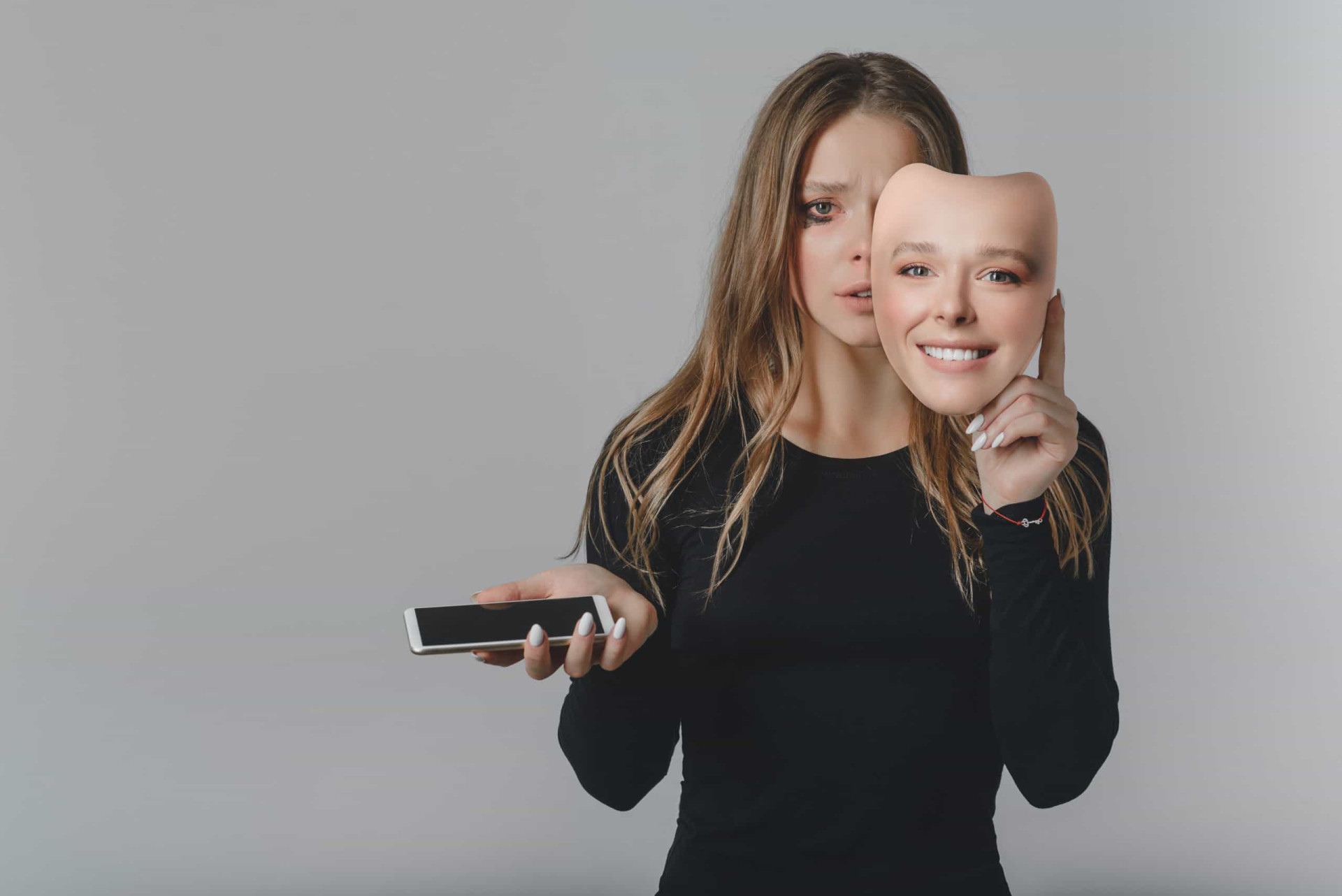 When people are lying, they disassociate