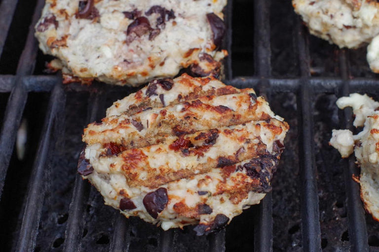 Grilled Greek Chicken Burgers