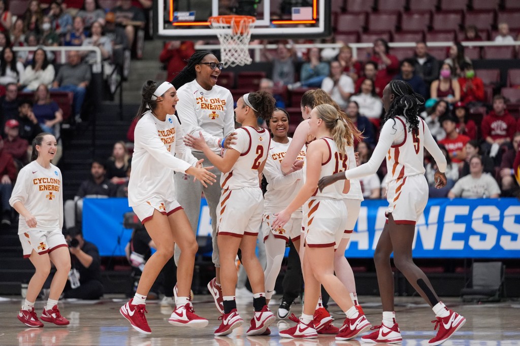 Freshman Star Audi Crooks Rallies Iowa State For 20-point Comeback Win ...