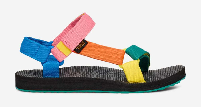 Aldi Is Selling $10 Strappy Casual Sandals That Look So Similar to ...