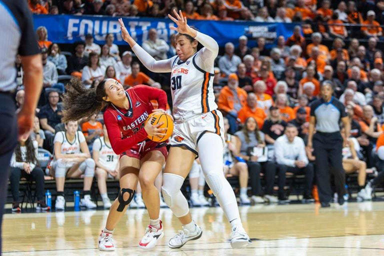 Oregon State bounces back from slow start, buries Eastern Washington in