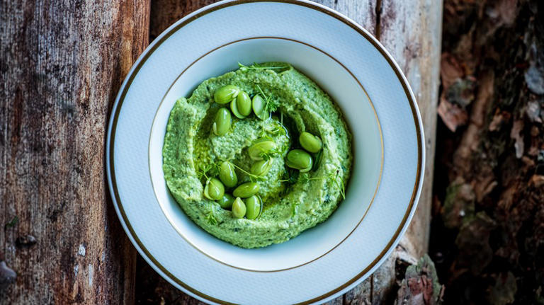 Edamame Is The Vibrant Chickpea Alternative Your Hummus Needs