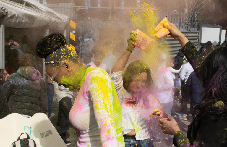 22 colourful photos from Leeds Holi Festival 2024 as thousands ...