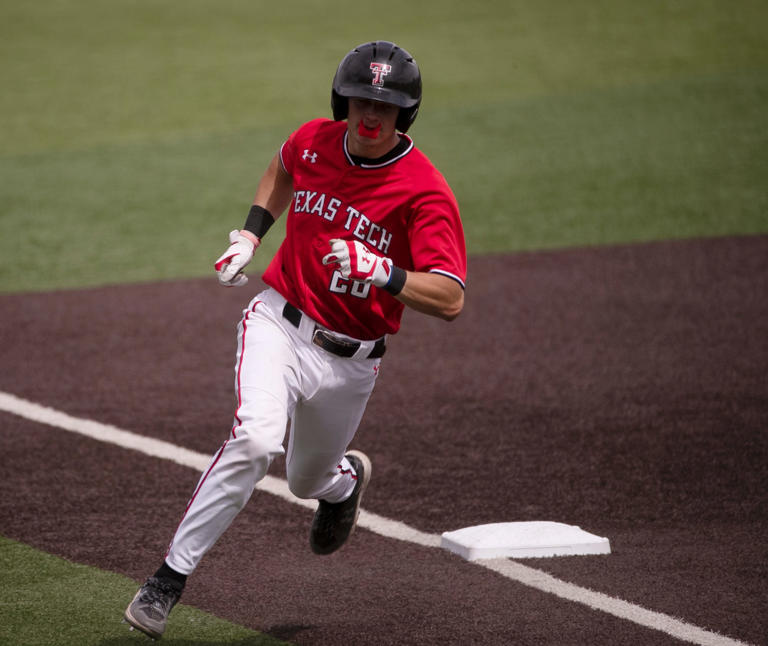 Red Raiders dodge unwanted distinction in beating BYU Texas Tech