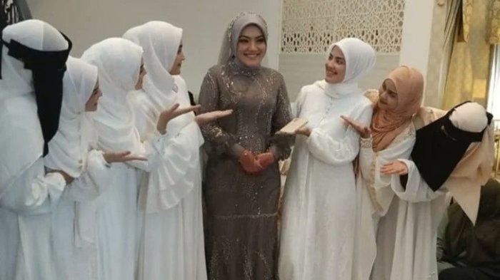 Umur Masih Muda,Ini Sosok Syarifah Mona Hasinah Alaydrus Istri Baru ...