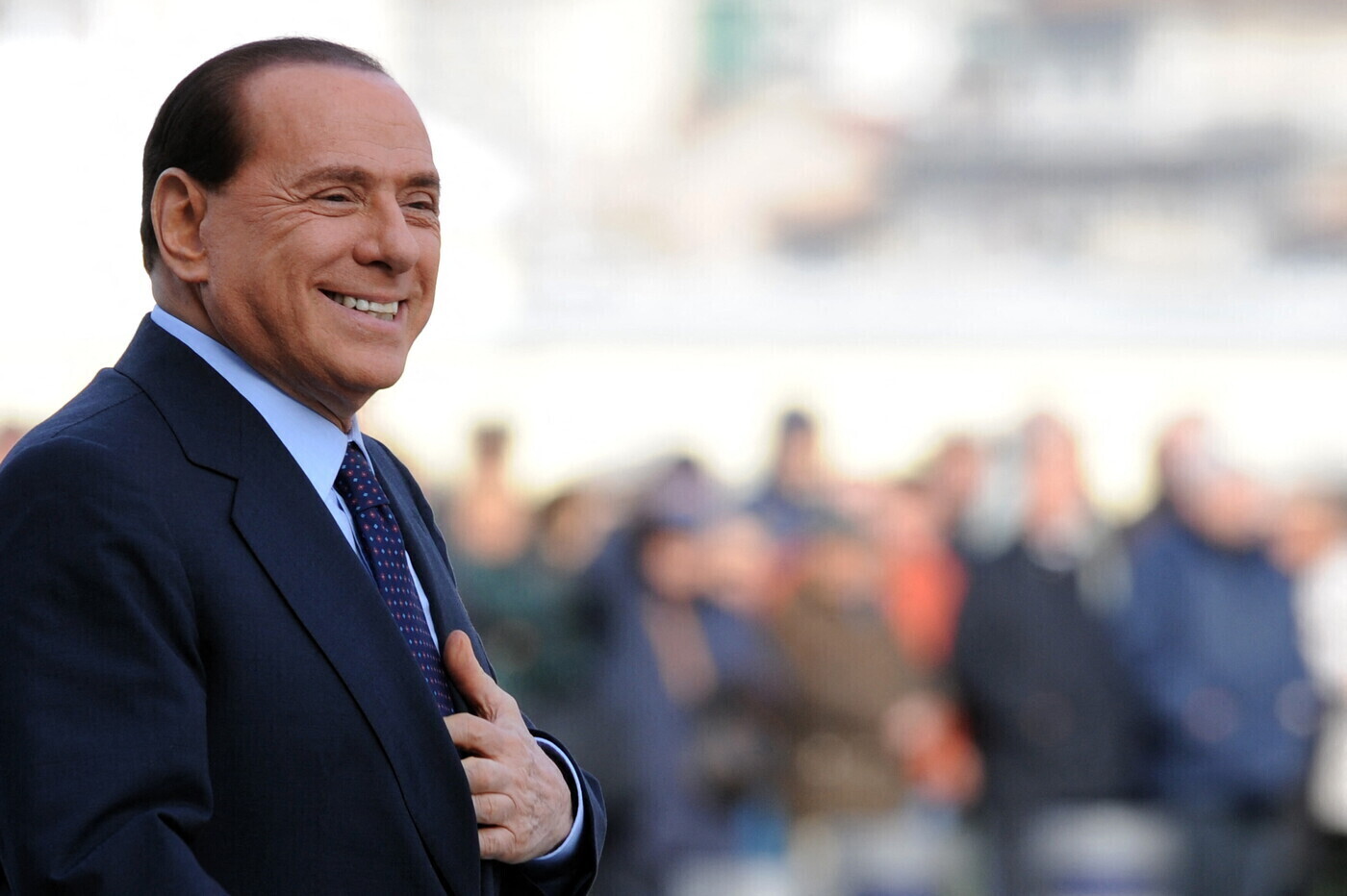 Malpensa Intitolato A Berlusconi, 9 Comuni Fanno Ricorso