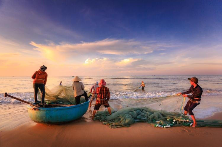 En voyageant au Vietnam, il serait dommage de ne pas faire un arrêt sur une des nombreuses et magnifiques plages de sable fin et blanc du pays. Photo d’illustration.
