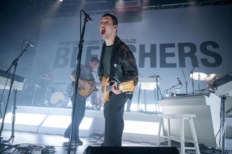 Live Review Jack Antonoff Brings Bleachers To Birmingham For Sold Out Institute Gig 