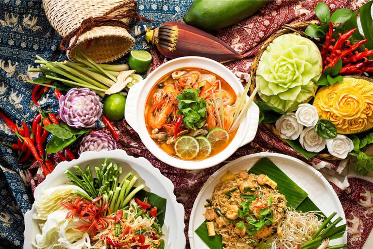 4月14日前，每日午、晚餐時段，「凱菲屋」推出「遊食曼谷AROY MAK 」泰國美食節迎客。(台北君悅酒店提供)