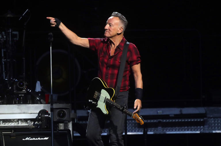 Bruce Springsteen Postpones Four Shows in Europe ‘Under Doctor's Direction'