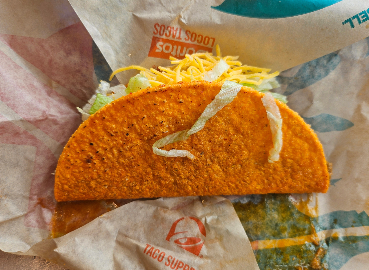 I Tried Every Taco at Taco Bell and the Best Is a Crunchy Classic