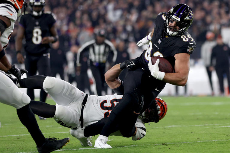 NFL owners approve ban of controversial hipdrop tackle technique