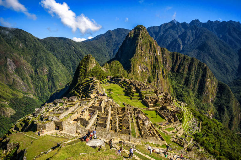 If you are looking for a bucket list family trip, Peru doesn't disappoint. With everything from spectacular hikes to charming towns, and everything in between, a family vacation to Peru is the trip of a lifetime. Here's how to plan a family vacation to Peru.