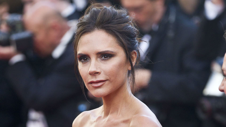 I Put Victoria Beckham's 3-Step Luxury Skincare Routine To The Test ...