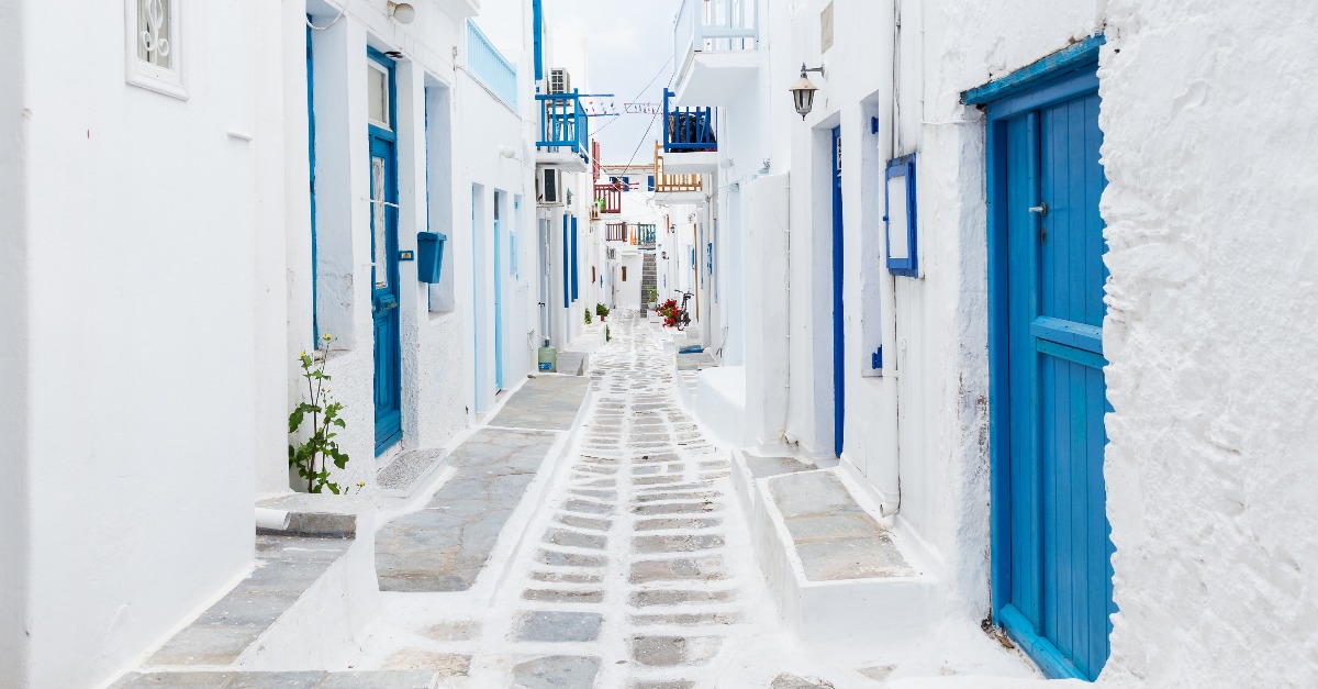 <p> Mykonos is beautiful — there’s no doubt about that — but it’s also pretty much packed to the brim from June through August.  </p> <p> Would-be vacationers may have better luck booking slightly off-season, like May or September, to enjoy warm temperatures and far fewer crowds.  </p> <p>  <a href="https://financebuzz.com/retire-early-quiz?utm_source=msn&utm_medium=feed&synd_slide=7&synd_postid=17170&synd_backlink_title=Retire+Sooner%3A+Take+this+quiz+to+see+if+you+can+retire+early&synd_backlink_position=5&synd_slug=retire-early-quiz"><b>Retire Sooner:</b> Take this quiz to see if you can retire early</a>  </p>