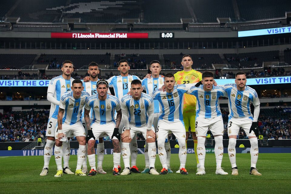 A qué hora juega hoy la selección argentina vs Costa Rica formación y