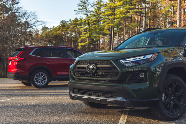 Toyota RAV4 vs. Honda CRV Comparison Test Which TopSelling SUV Is Best?