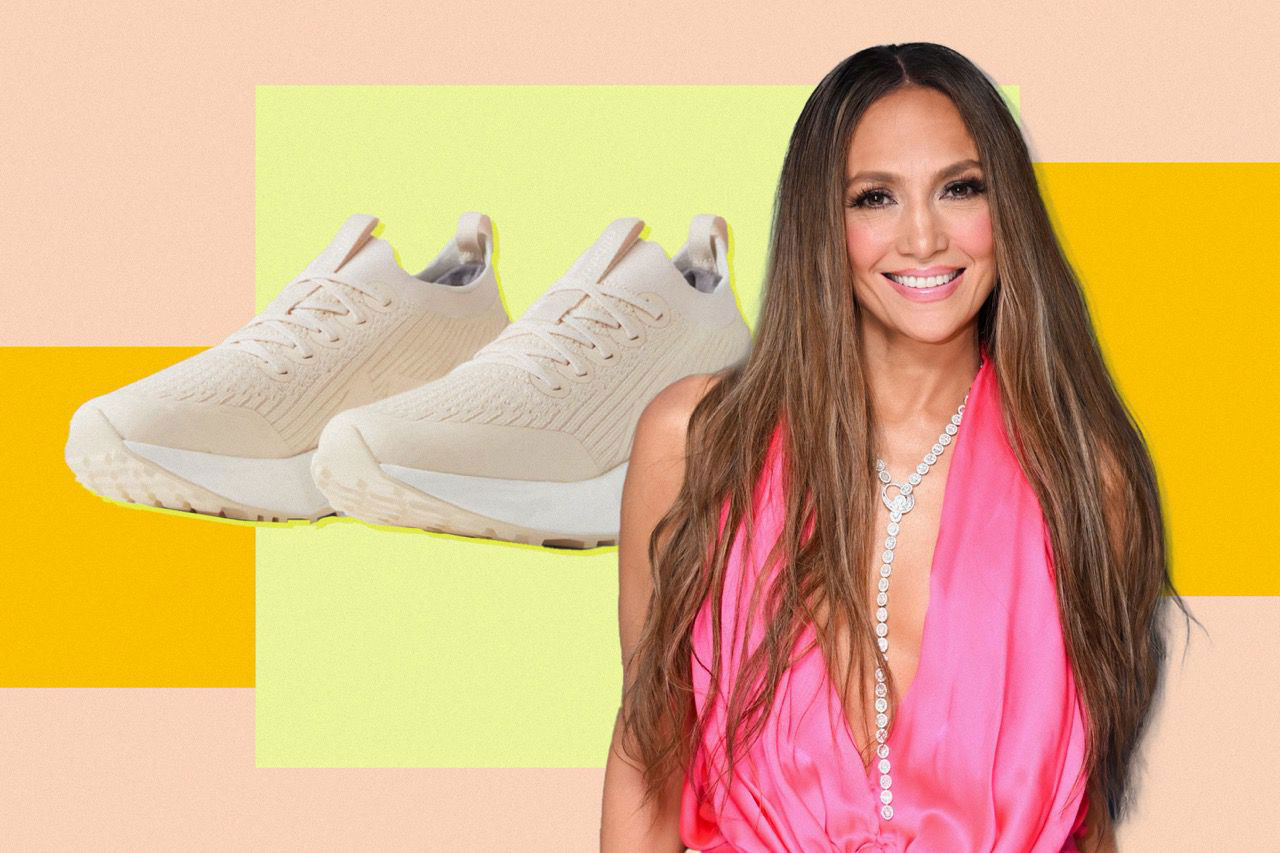 Jennifer Lopez Just Wore the Cushy Sneakers That Feel Like a ‘Soft ...