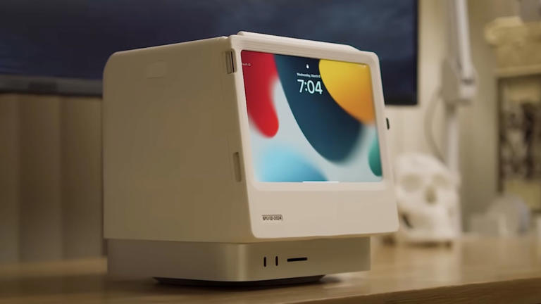 The 'MacIntosh Studio' is an ingenious dock for a Mac Studio and iPad mini