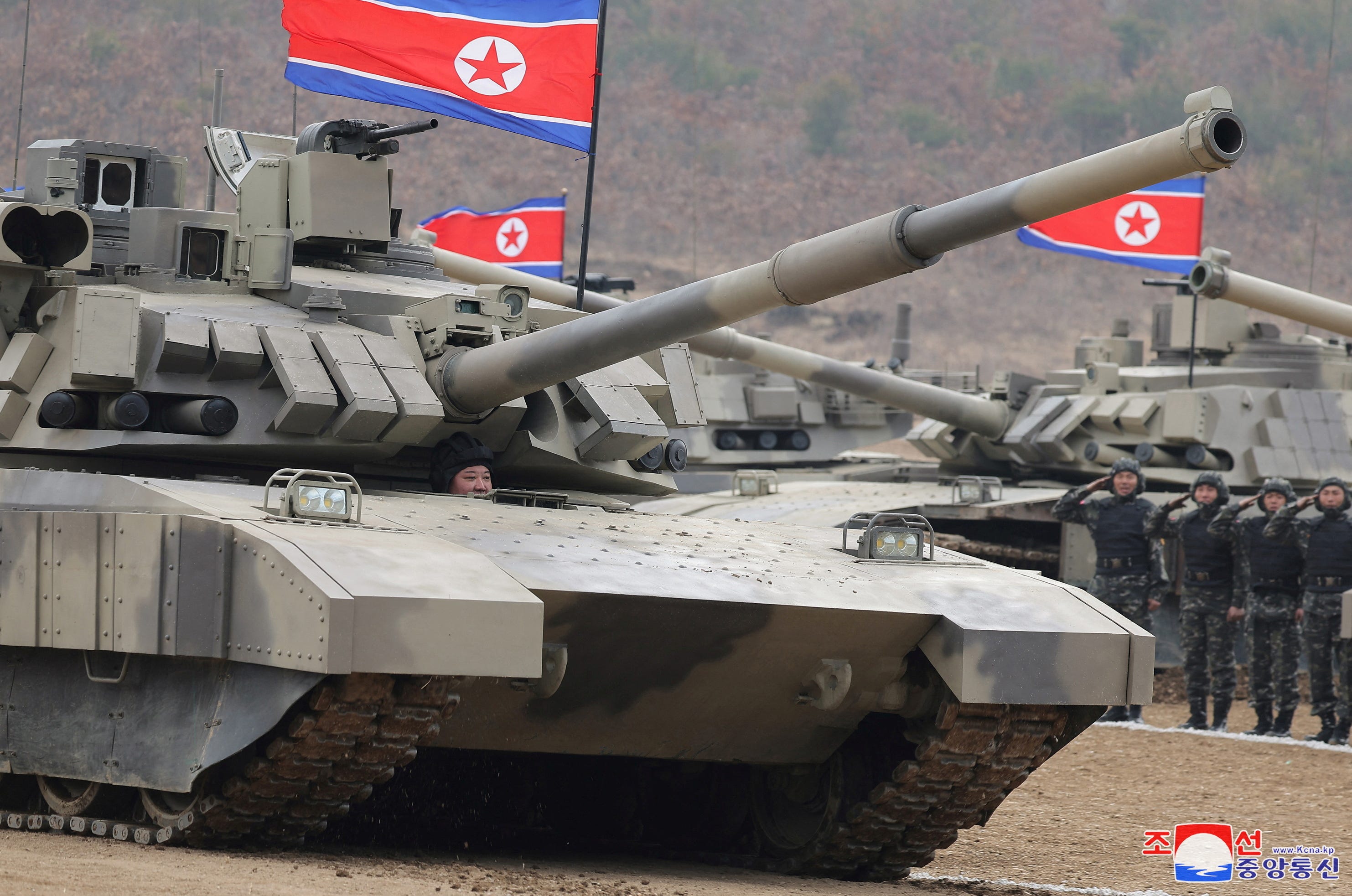 See Kim Jong Un Showing Off A New Tank