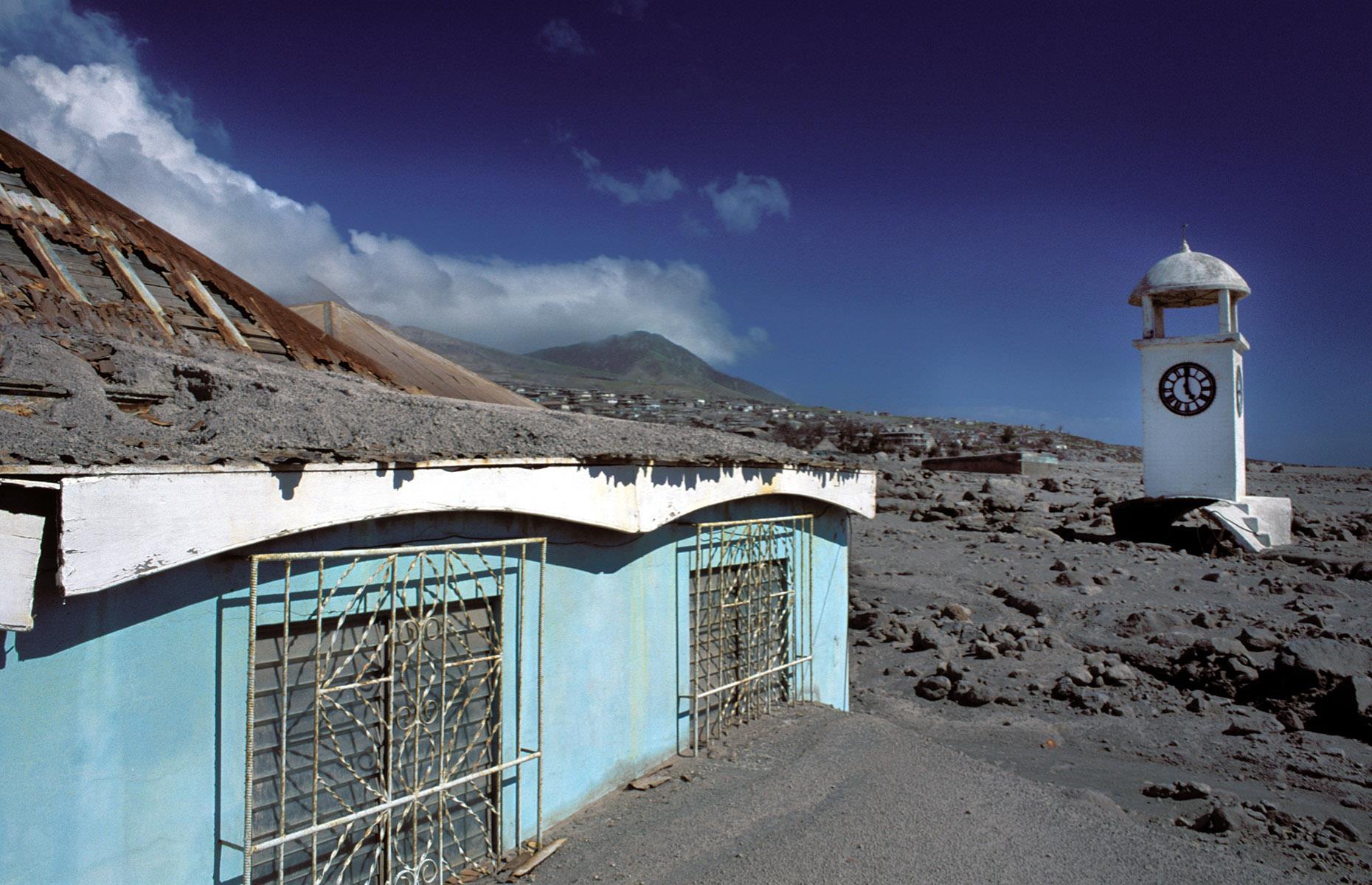 The World’s Ghost Towns – Before And After They Were Abandoned