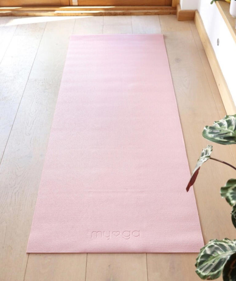 Australia's Most Beautiful Yoga Mats [Video]