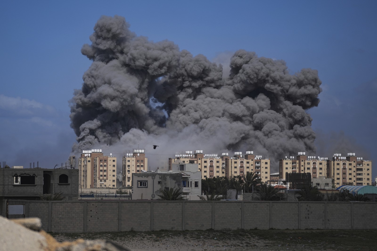 ισραηλινό σφυροκόπημα στη βόρεια γάζα