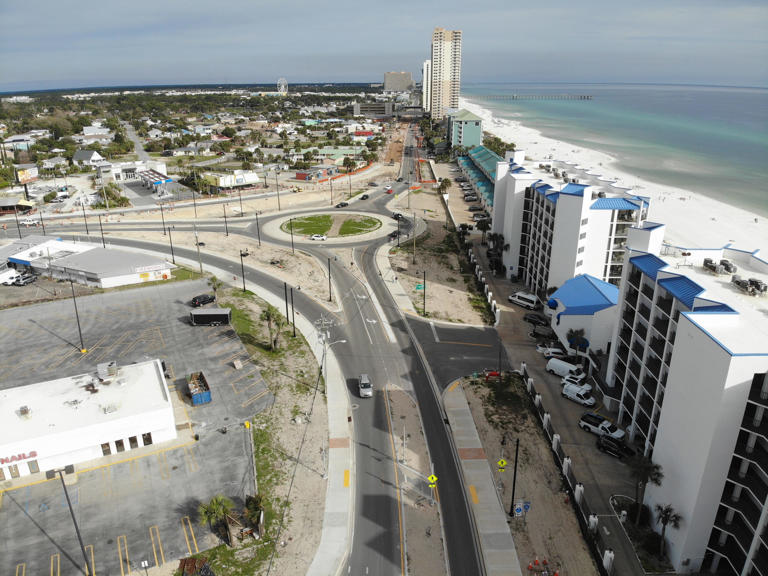 Panama City Beach finishes roundabout, reopens lanes on South Arnold ...