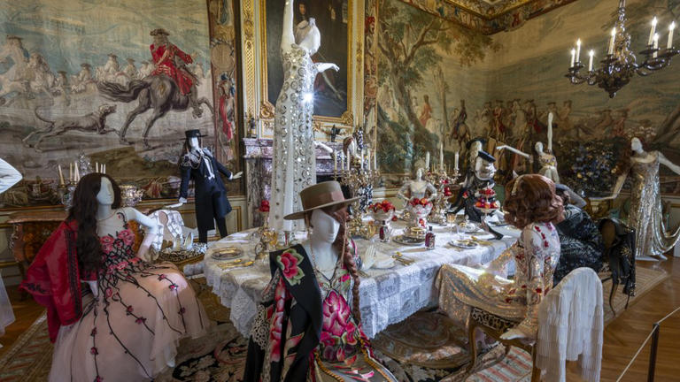 One room has captured a dream-like party scene complete with sequins, gold and jewels