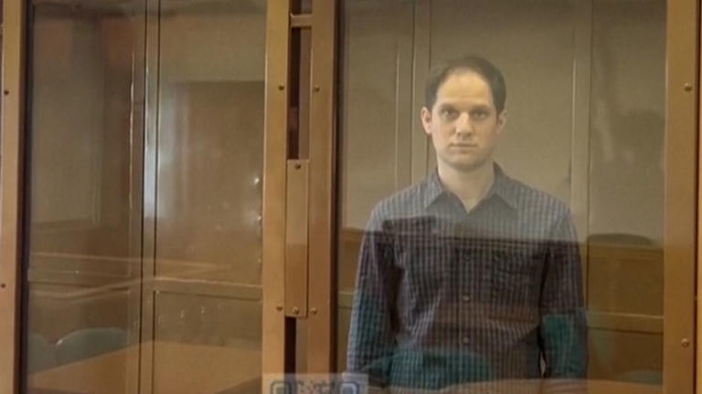 Russian Court Extends WSJ Reporter Evan Gershkovich’s Detention