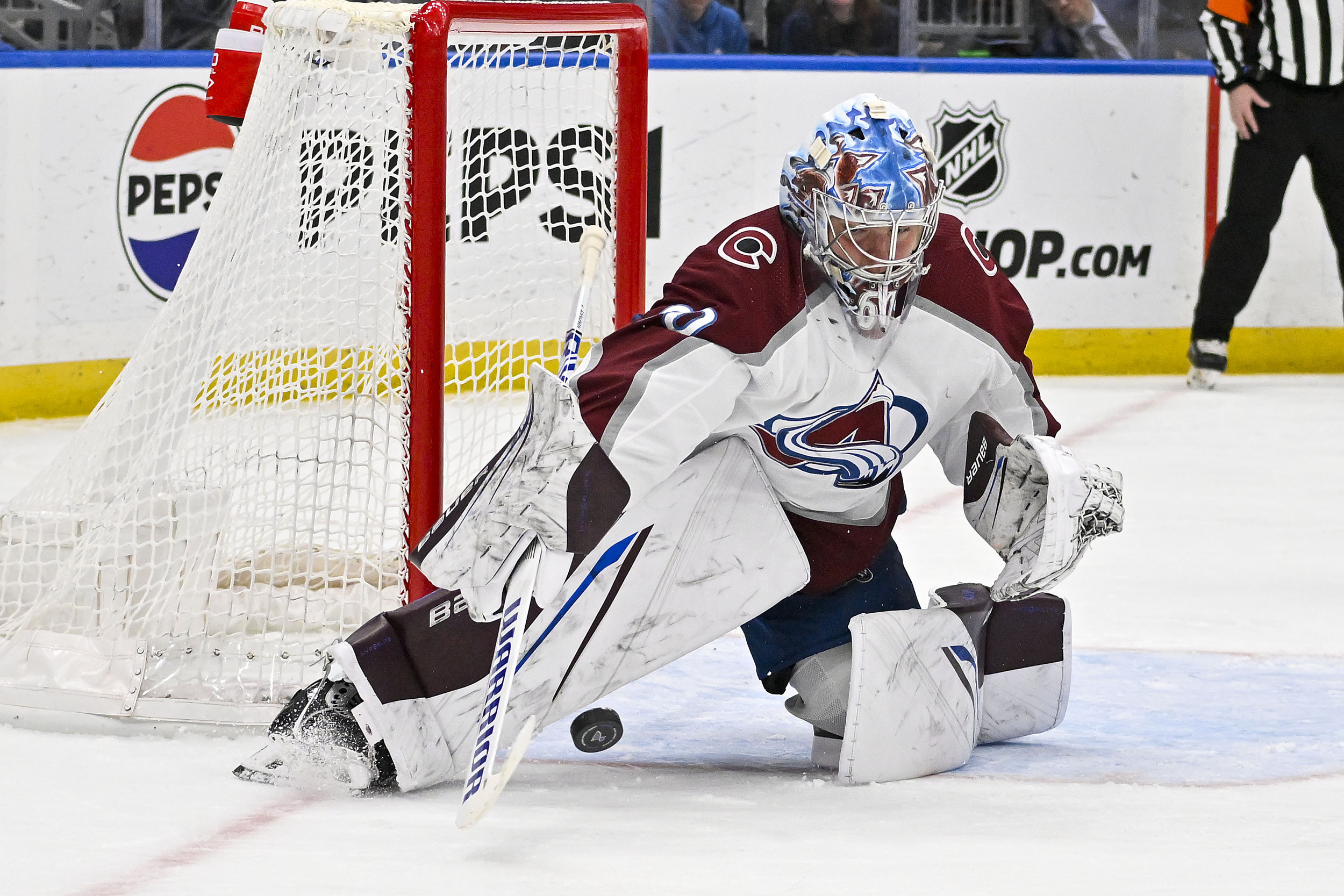 avalanche sign young goaltender to two-year extension