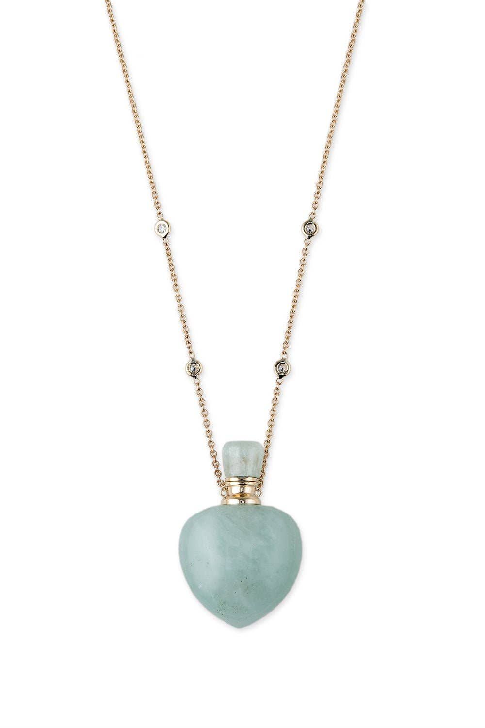 The March Birthstone: Aquamarine Jewelry Pieces That Wow