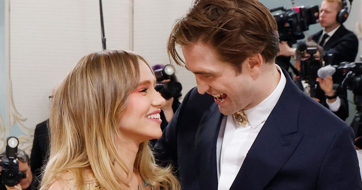 Suki Waterhouse And Robert Pattinson Are Officially Parents