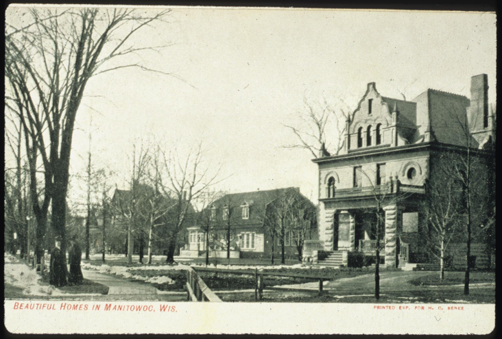 Historic photo of Michigan Avenue in Manitowoc.
