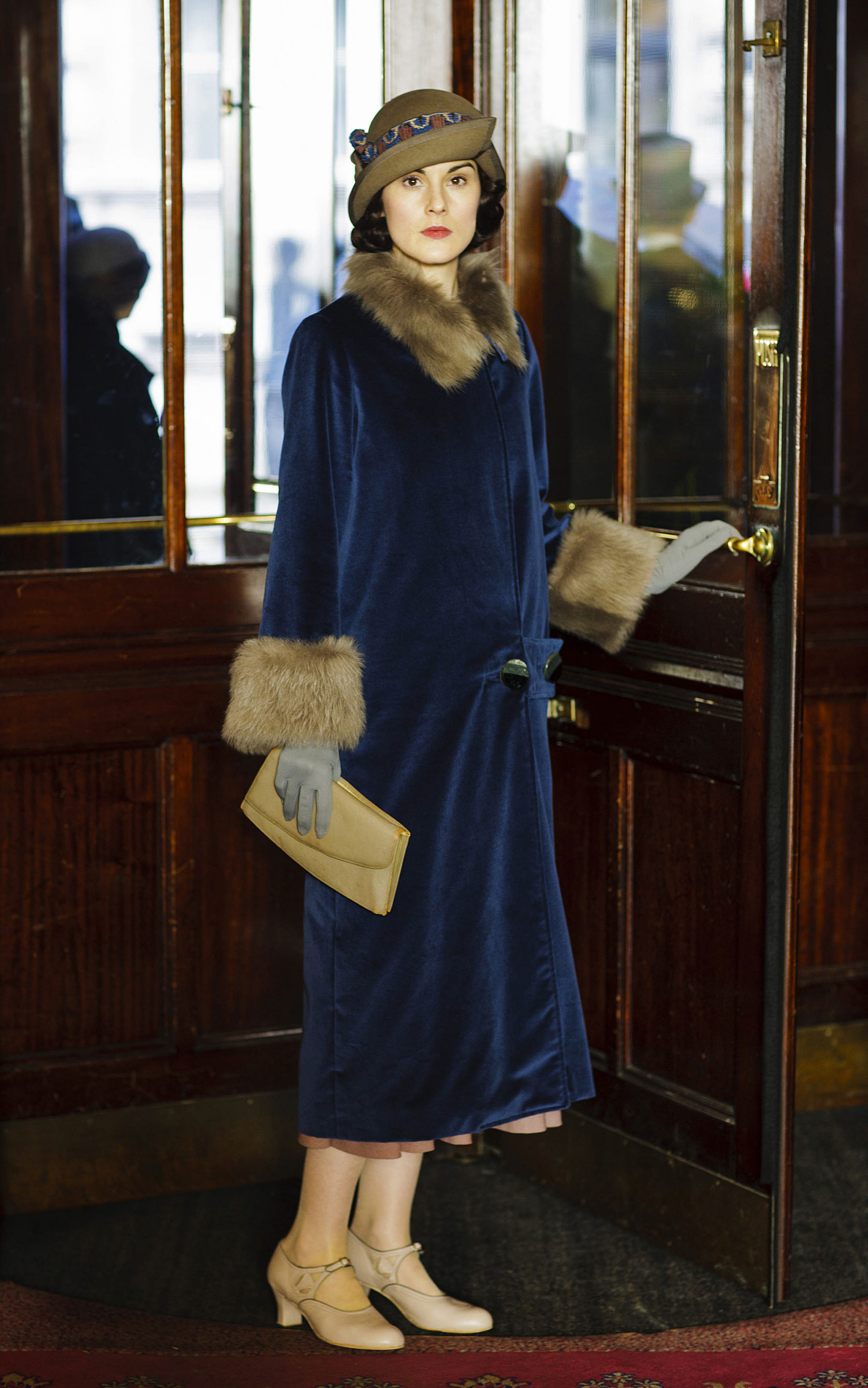 <p><a href="https://www.wonderwall.com/celebrity/profiles/overview/michelle-dockery-1488.article">Michelle Dockery</a>'s Lady Mary wore this beautiful blue fur-trimmed look during season 5, which was set in 1924.</p><p>MORE: <a href="https://www.wonderwall.com/entertainment/tv/best-period-pieces-watch-right-now-3010192.gallery">The best television period dramas</a></p>