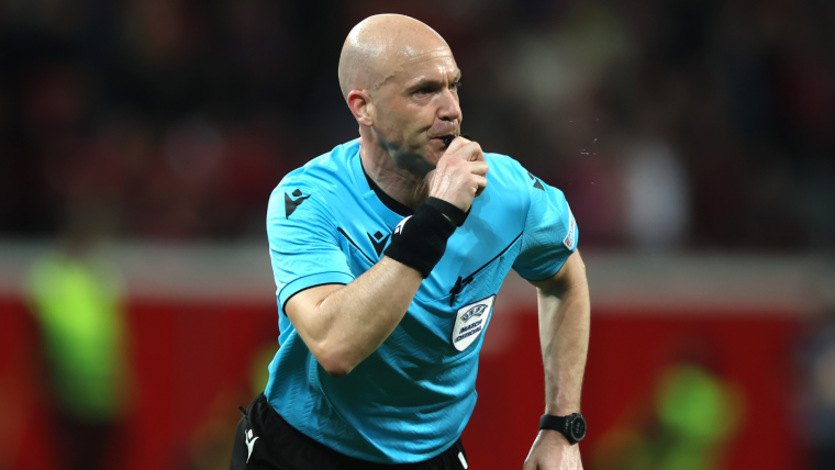 Who is the referee for Man United vs Liverpool? Anthony Taylor in charge of 2024 Premier League match, John Brooks VAR
