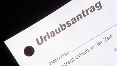 Frage Aus Dem Arbeitsrecht: Arbeitgeber Trödelt Bei Urlaubsanträgen ...