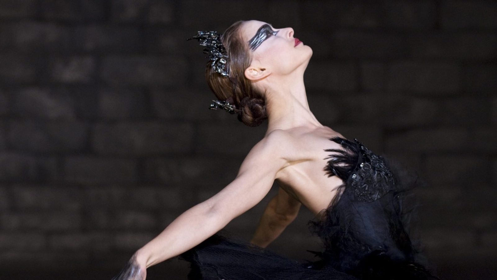 <p>In <em>Black Swan</em>, Nina (Natalie Portman) is cast in the ballet <em>Swan Lake</em> for the double role of white swan and black swan. But while Nina embodies Odette, the innocent white swan, perfectly, there’s something lacking in her performance of Odile, the black swan. But then a new dancer joins the company, and she embodies the black swan perfectly. Nina finds herself competing to keep her role portraying the black and white swans, and her attempt to <em>become</em> the black swan as she does the white leads her into madness.</p>
