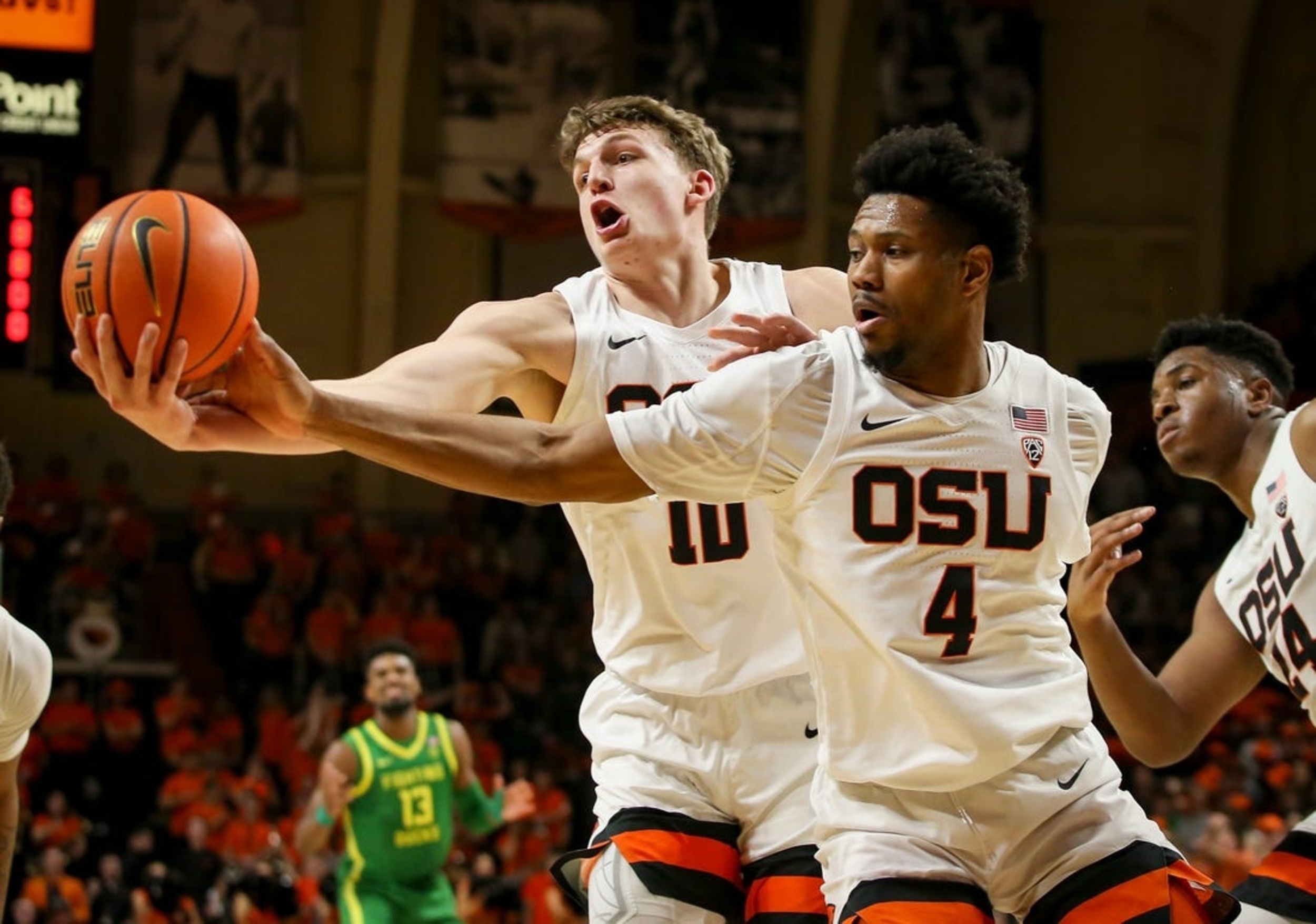 Oregon State's Tyler Bilodeau Enters Portal, Dexter Akanno Also Departs