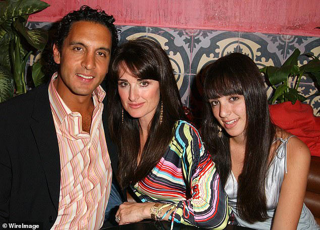 Kyle Richards' daughter Farrah, 35, drops jaws with her 'unrecognizable ...