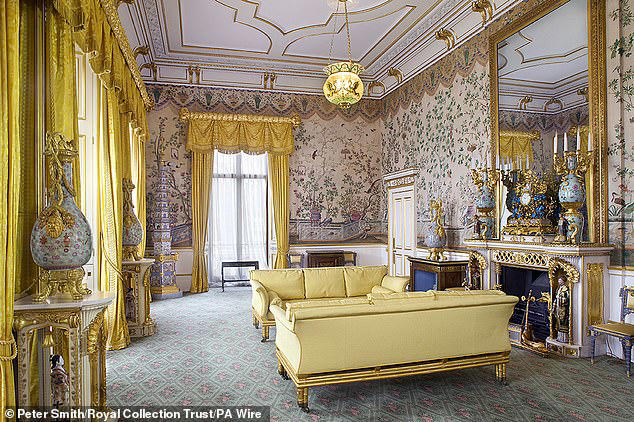 First Balmoral, now Buckingham Palace! Room used by the Royals before ...