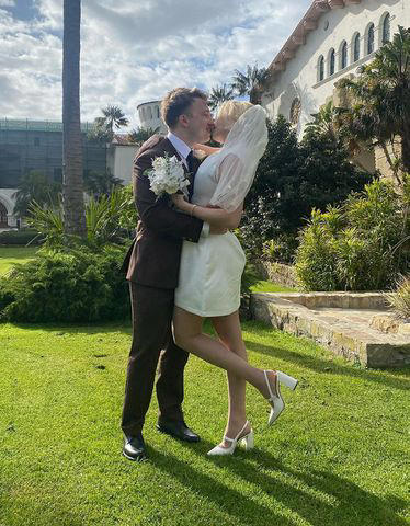 Smosh's Courtney Miller and Shayne Topp Are Really Married – Why They ...