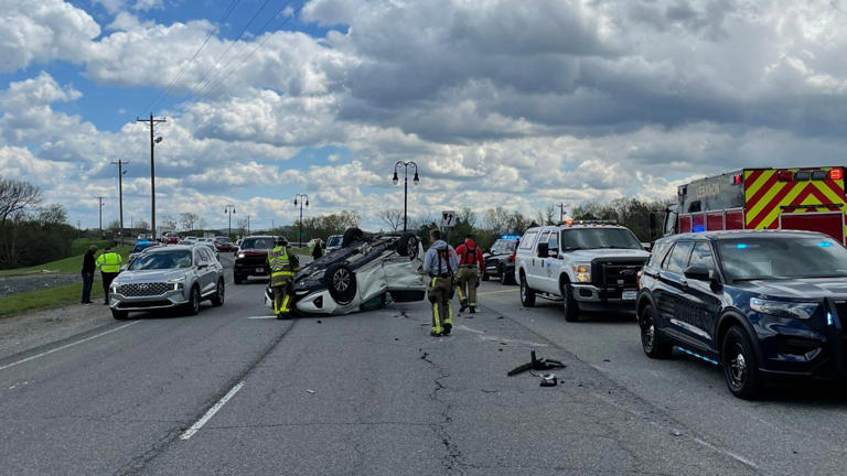 Roadway shut down in Lebanon after rollover crash